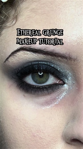 Stunning Ethereal Grunge Makeup Tutorial