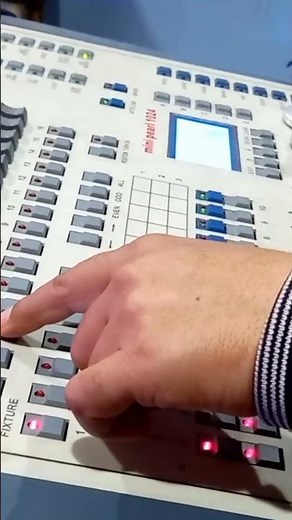 DMX 512 Controller I Folkish Music Institute