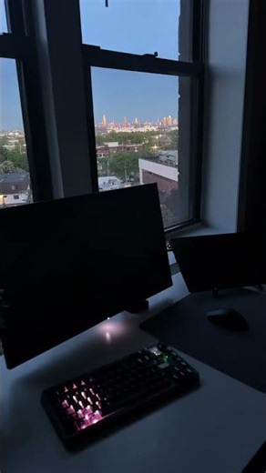 The cleanest MacBook setup you’ve ever seen 💻✨ #macbook #setup #minimalist