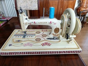 Antique 1882 Singer 12k sewing machine, New Family. | eBay
