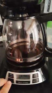 Cómo programar la cafetera para que se prenda automáticamente