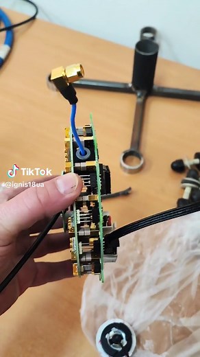 Our new, patented 3D DF antenna IsoLOG® 3D DF offers as the only antenna on the market a real 3D bearing incl. altitude and elevation! This unique functionality allows e.g. the bearing of flying transmitters (drones, airplanes etc.) and their 3D display in space. Furthermore, the IsoLOG® 3D DF offers an extremely high bearing speed of up to 8 µs per sector. #drone #uav