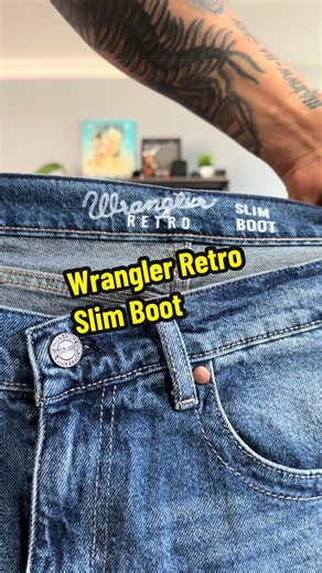 Rockstar Style o Damon Salvatore vibes? Wrangler Retro Slim Boot Harness Boots @Botas Pistolero Leather Jacket @Val de grace mexico Leather Belt The Kashmir Cowboy #damonsalvatore #rockstarstyle #bootcutjeans #outfitideas #leatherjacket
