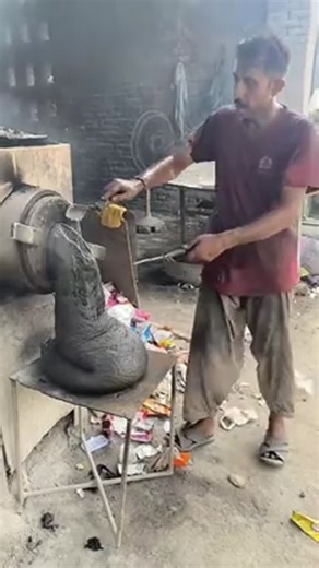 #recycling #sustainability #wastemanagement #circulareconomy #climateaction #ecofriendly #greenliving #saveourplanet #environmentalresponsibility #zerowaste #reducereuserecycle #sustainablefuture… | Shaher Yar Umar