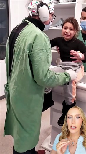 😱 Die Smurl-Familie über Jahre von einem Dämon gequält! Ed und Lorraine Warren kommen und sind kurz vorm Zusammenbruch – soll das Ed sogar einen Herzinfarkt beschert haben? 🔥 Glaubst du, sie schaffen diesen ultra-mächtigen Dämon? 🤯 #SmurlFamilie #EchterConjuringFall #EdLorraineWarren #MächtigerDämon #HorrorGeschichte