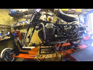 Moto Guzzi California II gearbox removal