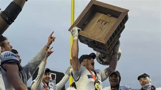 Balado Dans les tranchées: La coupe Vanier vandalisée: à qui la faute?