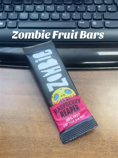 Zombie Fruit Bars are a perfect lunchbox sized sweet treat to take to work or school #sweettreats #zombiefruit #tiktokmademebuyit #cosyseason #dealdrops
