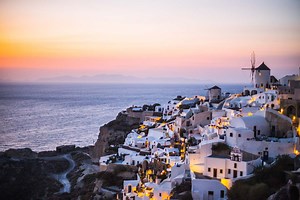 Top 10 UNIQUE things to do in Santorini in 2024