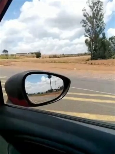 Visitors to the King Nyabela Hospital in Middelburg are still forced to use the gravel detour road. It is a major challenge, especially during rainy weather. #KingNyabelaHospital, #MiddelburgObserver