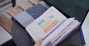 Video by Mikhail Nilov on Pexels