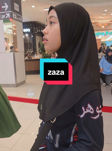 Replying to @fhyza1417 betul. dia la permata hati kami.. #mamazaza