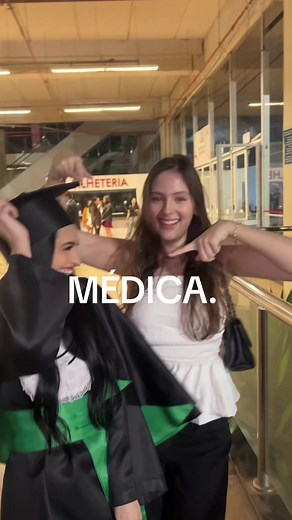 Imagina precisar de um médico e quem aparece é ela — vídeo DIVA