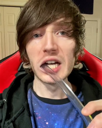 4.3M views · 65K reactions | This guy is giving a crash course in electronic music 烙 | UNILAD Sound | Facebook