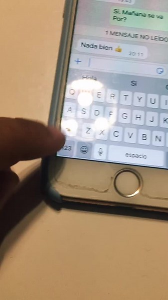 Understanding Text Conversations on Smartphones