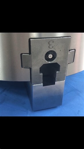 Power Chuck YK3 6/8/10/12/15/18/21/24/32 Inch Collet Chuck Soft Hard Jaws High-precision 2/3/4/5/6 Jaw Hydraulic Chuck for Lathe