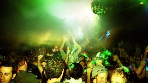 The Strokes, Yeah Yeah Yeahs, and LCD Soundsystem Blow Up in 'Meet Me in the Bathroom' Doc Trailer