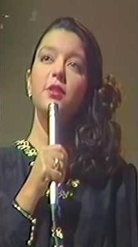 ونصبح ذكريات.. مجرد ذكريات.. بنلف - سميرة سعيد ❤️