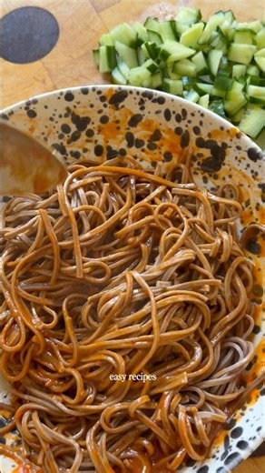 Easy 15 minute noodle salad 💗🌸