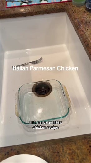 How to Safely Wash and Season Chicken for Cooking