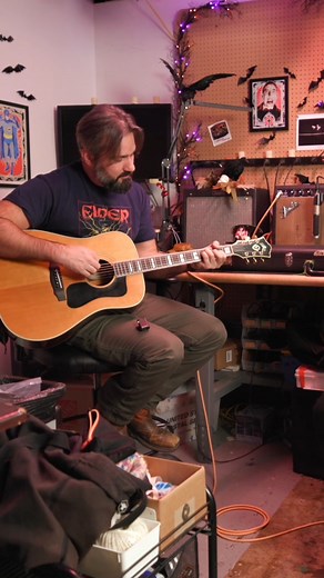 62K views · 984 reactions | https://bit.ly/4j1Zkpj | A little Radiohead, a little CME magic! 落 Nathaniel and Nik take some of our newest Vintage & Used arrivals for a spin in the latest 'This Just In – Vintage Arrivals' on our YouTube! Catch the full episode there or shop the latest gear before it’s gone! | Chicago Music Exchange | Facebook