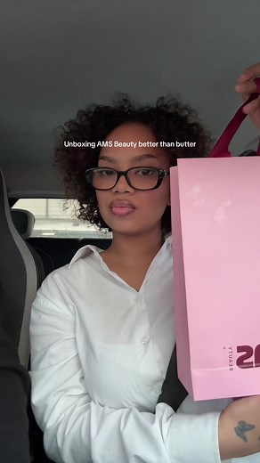 Mes crayons préférés AMS Beauty — revue et unboxing