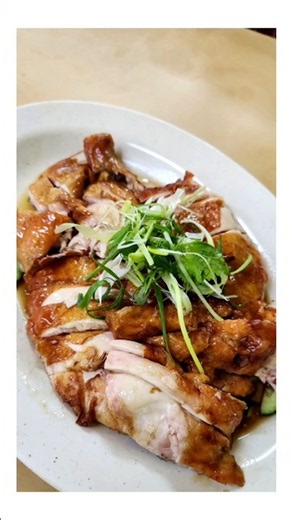 Silky smooth Ipoh chicken rice and crispy roasts in Subang #ChickenRice