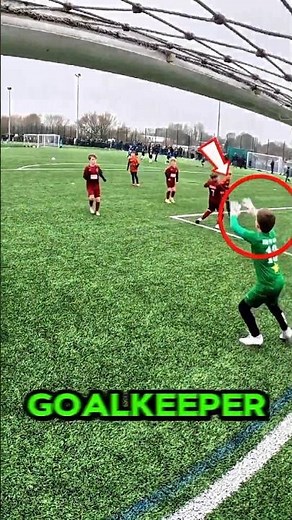 “This Goalkeeper’s Teammates Had The Best Reaction Ever ⚽”#Goalkeeper #Football #Soccer #Teamwork