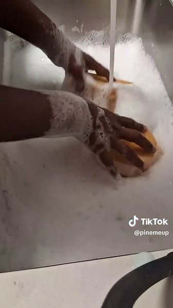 sudsy rinse! #fyp #clean #asmr #cleantok #sudsy