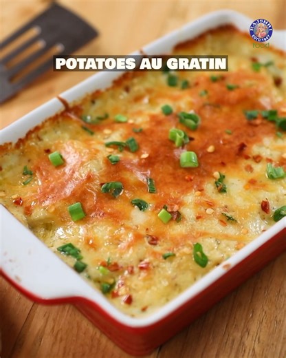 This Potatoes Au Gratin is the ultimate comfort food! Layers of thinly sliced potatoes baked in a rich, creamy sauce and topped with golden cheese. It's the perfect side dish for any meal and is guaranteed to be a crowd-pleaser. Host: Ruchi bharani How To Make White Sauce For Potatoes Au Gratin 3 Butter Cubes 1 tbsp Garlic Paste 1 and 1/2 tbsp Plain Flour 1 and 1/2 cup Milk 1/2 tsp Pepper Powder Salt To Taste 2 tbsp Cheddar Cheese How To Make Potatoes Au Gratin 4 Potatoes (thinly sliced) 1 tsp O