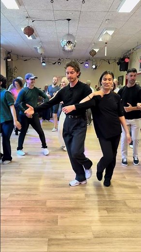 Cuban Salsa Couple Dancing #cubansalsa #salsacubana #salsacuban #timba #salsadance