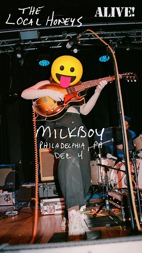 aight Philly see you and your sandwiches soon DEC 4 (Philadelphia, PA) w/ @abbyehamilton supporting doors n pours 7 show 8 . . . photograph by @livbrotzge | The Local Honeys