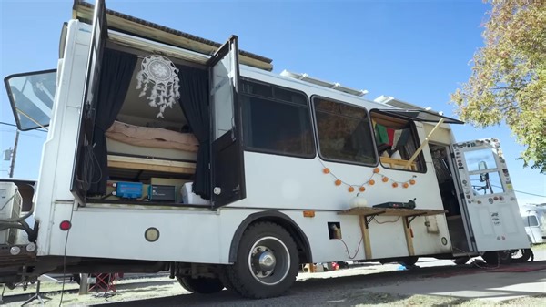 Shuttle Bus Was Converted Into a Charming Bohemian Tiny Home With Major Off-Grid Power