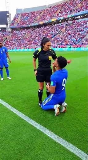 Do you marry me? ‎⚽ “I don’t play to be seen, I play to be remembered.” #amazing