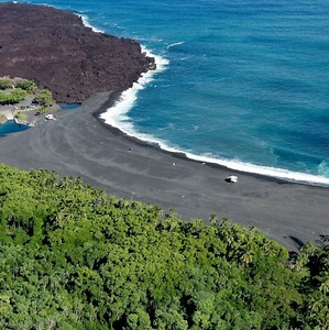 10K views · 331 reactions | Pohoiki black sand beach on the Big Island#HawaiiVolcanic | Hawaii Volcanic | Facebook
