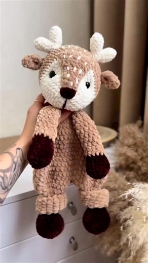 🦌 Bring holiday magic to life with your crochet hook! Create this adorable Reindeer Plush Amigurumi using our step-by-step PDF pattern — perfect for Christmas gifting or decorating 🎄✨ 🧶 Beginner-friendly instructions 🎁 Makes a charming handmade present ❄️ Cozy, cute, and full of holiday spirit! 👉 Instant download: | Craft Zone