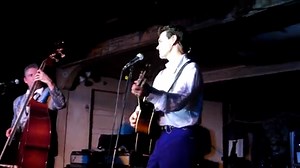Blue Moon It's Now or Never, Chris Isaak 2011