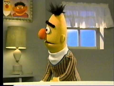 Sesame Street - Ernie Says Hola