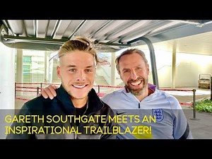 Gareth Southgate meets aspiring EE Playmaker Harvey Greenaway