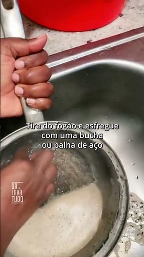 How to Clean a Burnt Pan with This Foolproof Trick!