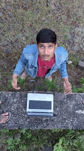 I BARELY Know Photoshop 😩 But I Tried This Fading Text Effect for My Poster | Day 18