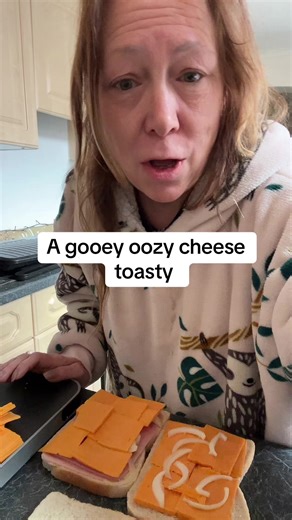 Cheese Toastie Creations: Onion, Tomato & More!