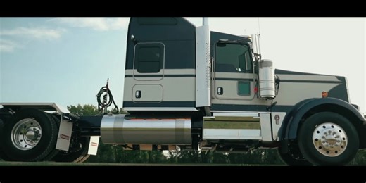 卡车2021 Kenworth W900L 定制版