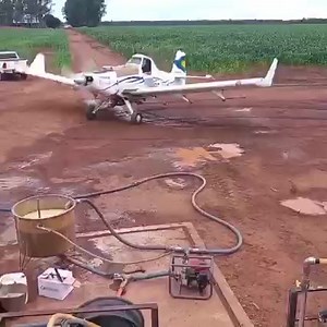 341K views · 6.2K reactions | https://instagram.com/fly_agriculture?utm_medium=copy_link Abastecimento Ipanemão O Pit Stop da Aviação Agrícola Os guri são feras tem que respeitar a equipe de solo. Parabéns a todos vocês  | Aviation Agriculture | Facebook