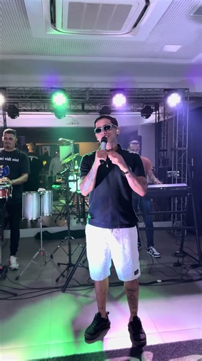 Muzza loved #exploring #vlog #arthursouza