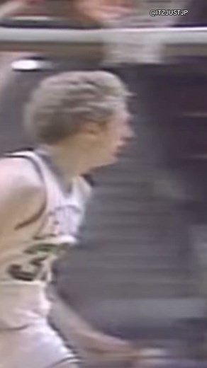 Larry Bird himself tells a story about the orgins of his shooting form and how it came to be! 🏀🏀 What is yall’s favorite shooting form from an NBA player? #larrybird #larrybirdlegend #larrybird33 #larrylegend #larrybirdstories #larrybirdstory #nbatiktok #nba #fyp #foryou #celtics #bostonceltics #foryoupage