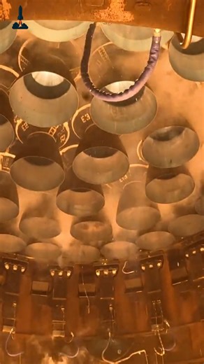 339K views · 7.9K reactions | Can Raptor 3 finally achieve full-flow efficiency without melting itself #SpaceX #starship #Flight11 #fblifestyle #Starshiplaunch | Rocketry | Facebook