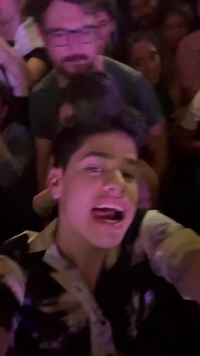 Papi Sí: La Canción Trendy que Enloquece a Todos