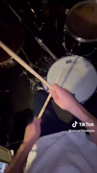 Cover de batterie de Imagine Dragons