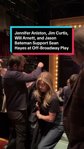 Jennifer Aniston Supports Sean Hayes in Off-Broadway Play